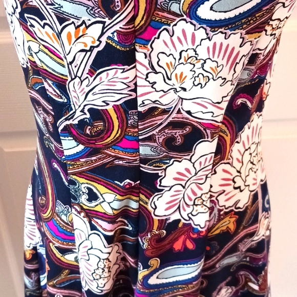 The Limited womens ponte dress size 4 - Gorgeous Like New - Picture 9 of 9